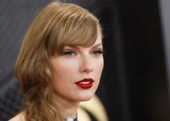 TAYLOR SWIFT DONA $100,000 A LA FAMILIA DE VÍCTIMA DE TIROTEO EN DESFILE DE LOS CHIEFS