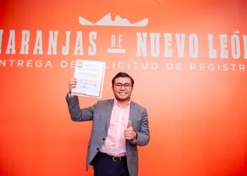 FÉLIX ARRATIA SE REGISTRA EN MC PARA SALVAR EL FUTURO DE JUÁREZ