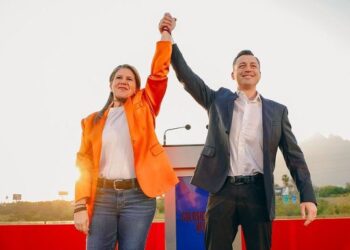INICIAN CAMPAÑA POR EL SENADO COLOSIO Y MARTHA HERRERA