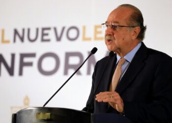 TUMBA CORTE CONTROVERSIA QUE EVITABA QUITAR FUERO A NAVARRO EN PLEITO CON PRIAN