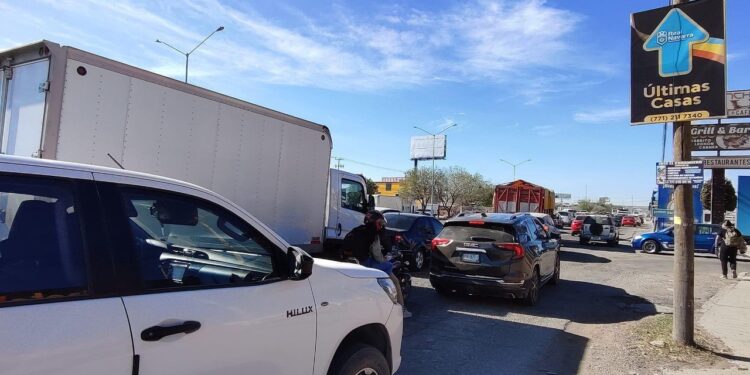 ALISTAN BLOQUEO EN CARRETERA MÉXICO-PACHUCA PARA EL 10 DE MARZO