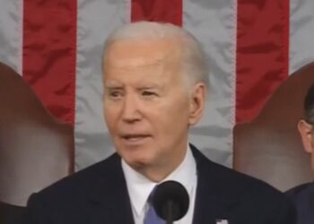 JOE BIDEN SE LANZA A LA CAMPAÑA ELECTORAL CON UN DISCURSO ENÉRGICO