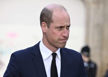 PRÍNCIPE GUILLERMO REPRESENTA A LA FAMILIA REAL EN EL FUNERAL DE THOMAS KINGSTON