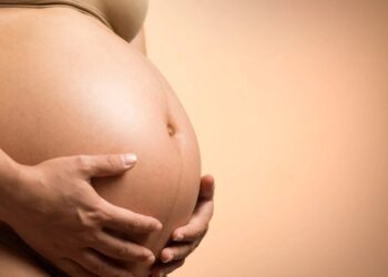 CRISIS EN LA MORTALIDAD MATERNA EN EE. UU.: NUEVO ESTUDIO REVELA ERRORES EN LA RECOLECCIÓN DE DATOS