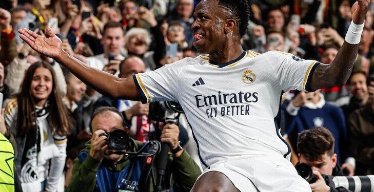REAL MADRID PRESENTA DENUNCIA POR INSULTOS RACISTAS CONTRA VINÍCIUS, AFECTA A BARÇA Y ATLÉTICO 1 REAL MADRID PRESENTA DENUNCIA POR INSULTOS RACISTAS CONTRA VINÍCIUS, AFECTA A BARÇA Y ATLÉTICO