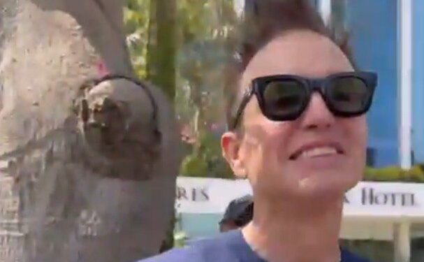 MARK DE BLINK 182 SE NIEGA A DARLE AUTÓGRAFO A SUPUESTO FAN EN MEDIO DE GIRA LATINOAMERICANA