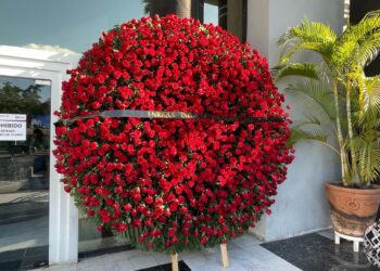 ENVÍO MASIVO DE CORONAS FLORALES AL FUNERAL DE ‘LA GILBERTONA’ POR PARTE DEL CJNG