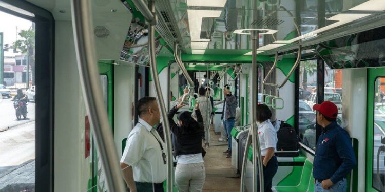 INICIA TREN ELÉCTRICO DE ECOVÍA RECORRIDOS CON PASAJEROS 1 INICIA TREN ELÉCTRICO DE ECOVÍA RECORRIDOS CON PASAJEROS