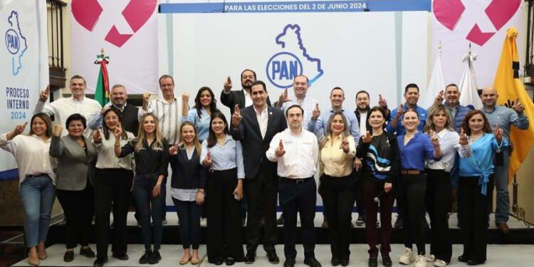 PRESENTA PAN CANDIDATOS A DIPUTADOS 1 PRESENTA PAN CANDIDATOS A DIPUTADOS