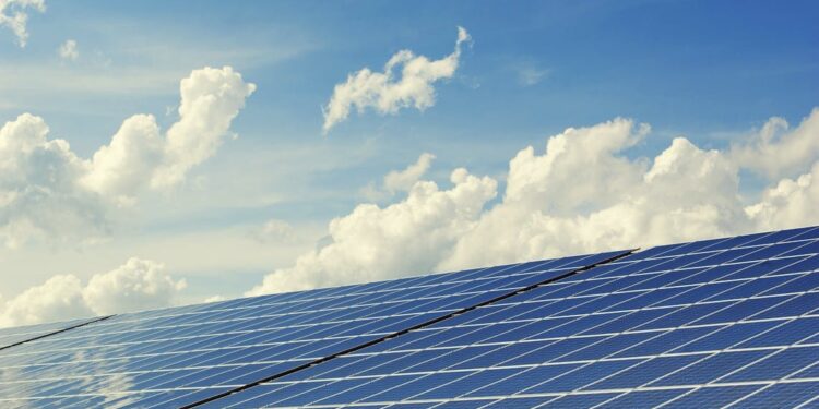 BBVA LIDERA LA FINANCIACIÓN DE PLACAS SOLARES EN ESPAÑA 1 BBVA LIDERA LA FINANCIACIÓN DE PLACAS SOLARES EN ESPAÑA