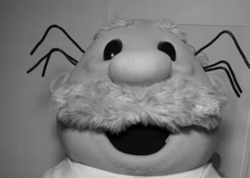 DR. SIMI ANUNCIA RETIRO INDEFINIDO DE REDES SOCIALES