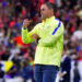 EL TÉCNICO DEL AMÉRICA Y EL DELANTERO HENRY MARTÍN LISTOS PARA ENFRENTAR EL CLÁSICO CONTRA CHIVAS 7 EL TÉCNICO DEL AMÉRICA Y EL DELANTERO HENRY MARTÍN LISTOS PARA ENFRENTAR EL CLÁSICO CONTRA CHIVAS