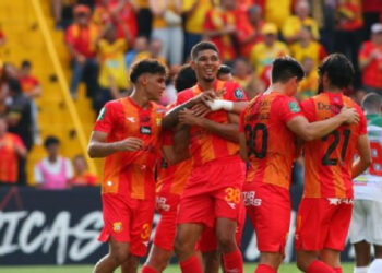 HEREDIANO DOMINA PERO NO SENTENCIA LA SERIE ANTE ROBINHOOD