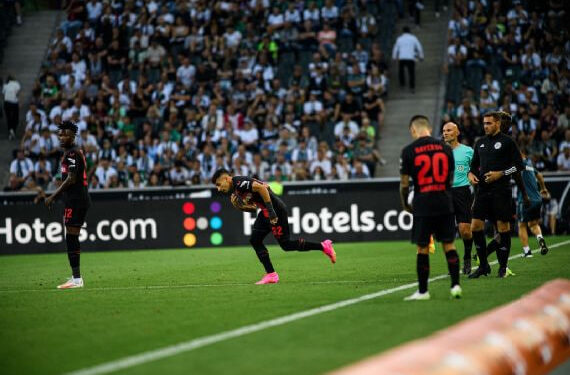 BAYER LEVERKUSEN: INVICTO Y EN LA CIMA 1 BAYER LEVERKUSEN: INVICTO Y EN LA CIMA