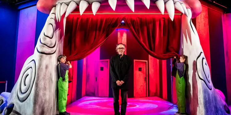 TIM BURTON DESLUMBRA EN BARCELONA CON EL ESTRENO DE LA EXPOSICIÓN 'LABYRINTH' 1 TIM BURTON DESLUMBRA EN BARCELONA CON EL ESTRENO DE LA EXPOSICIÓN ‘LABYRINTH’