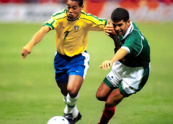 RONALDINHO Y RAFAEL MÁRQUEZ: CAMARADERÍA MÁS ALLÁ DE LA RIVALIDAD