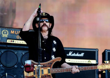 CENIZAS DE LEMMY KILMISTER SERÁN INHUMADAS EN EL RAINBOW BAR & GRILL EL 19 DE ABRIL