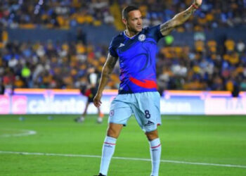 JESÚS DUEÑAS ENFRENTA PROBLEMAS LEGALES CON CRUZ AZUL Y FC JUÁREZ