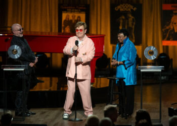 SIR ELTON JOHN Y BERNIE TAUPIN GALARDONADOS CON EL PREMIO GERSHWIN POR SU LEGADO MUSICAL Y FILANTROPÍA
