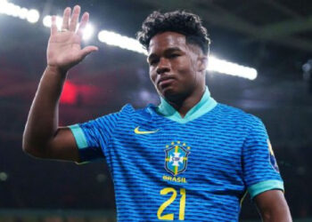 EMOTIVA CARTA DE ENDRICK A SU HERMANO REVELA LOS SACRIFICIOS FAMILIARES DETRÁS DE SU ÉXITO EN EL FÚTBOL