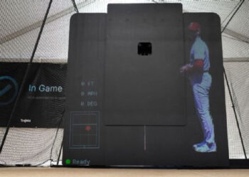 AVANZADA TECNOLOGÍA DE ROBOTS SIMULA LANZAMIENTOS EN LAS GRANDES LIGAS