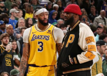 LEBRON JAMES PROBABLEMENTE JUEGUE CONTRA LOS GRIZZLIES TRAS PERDERSE ENFRENTAMIENTO CONTRA LOS BUCKS
