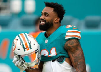 MIAMI DOLPHINS EXTENDIÓ EL CONTRATO DE RAHEEM MOSTERT HASTA 2025