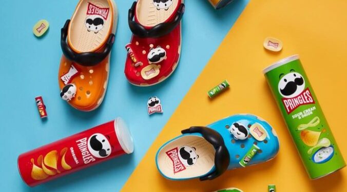 PRINGLES Y CROCS UNEN FUERZAS EN UNA COLECCIÓN LIMITADA DE CALZADO
