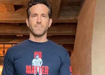 ¡RYAN REYNOLDS Y EVA LONGORIA INVIERTEN EN EL NECAXA!