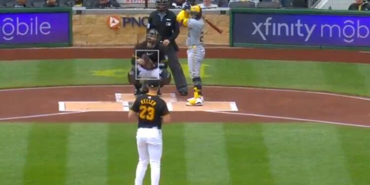 CERVEZEROS DOMINAN A PIRATAS EN UN JUEGO DE ALTO VOLTAJE 1 CERVEZEROS DOMINAN A PIRATAS EN UN JUEGO DE ALTO VOLTAJE