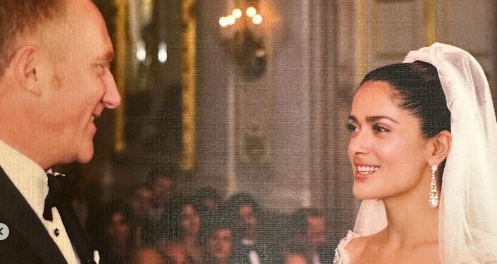 SALMA HAYEK DESVELA IMÁGENES INÉDITAS DE SU BODA CON FRANÇOIS-HENRI PINAULT 1 SALMA HAYEK DESVELA IMÁGENES INÉDITAS DE SU BODA CON FRANÇOIS-HENRI PINAULT