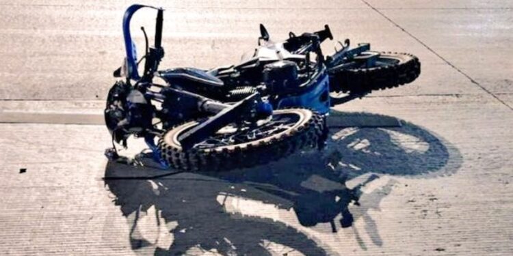 TRÁGICO ACCIDENTE: MUJER MOTOCICLISTA PIERDE LA VIDA EN AVENIDA COLOSIO
