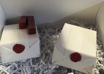 CARTIER ENTREGA ARETES A LORDEDANDY TRAS ERROR DE PRECIO