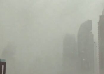 DUBAI VIVE INUNDACIONES SIN PRECEDENTES