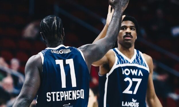 WOLVES DOMINA A SUNS Y AVANZA: TIMBERWOLVES BARRIÓ A PHOENIX MIENTRAS CLIPPERS Y MAVERICKS SE IGUALAN 1 WOLVES DOMINA A SUNS Y AVANZA: TIMBERWOLVES BARRIÓ A PHOENIX MIENTRAS CLIPPERS Y MAVERICKS SE IGUALAN