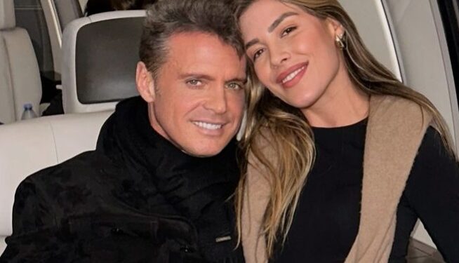 MICHELLE SALAS COMPARTA UNA TIERNÍSIMA INSTANTÁNEA JUNTO A SU PADRE, LUIS MIGUEL 1 MICHELLE SALAS COMPARTA UNA TIERNÍSIMA INSTANTÁNEA JUNTO A SU PADRE, LUIS MIGUEL