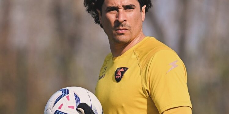 GUILLERMO OCHOA AL BORDE DE SU PEOR TEMPORADA EUROPEA 1 GUILLERMO OCHOA AL BORDE DE SU PEOR TEMPORADA EUROPEA