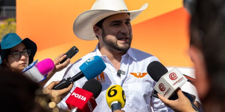 OFRECE GLEN ‘LIMPIA’EN FISCALÍA Y PODER JUDICIAL