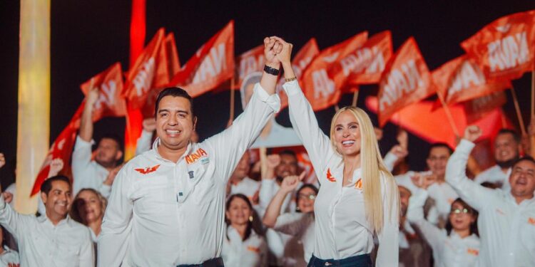 VA NAVA POR MÁS OBRAS EN SANTA CATARINA