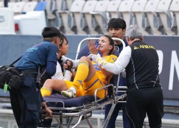 NAYELI RANGEL DE TIGRES FEMENIL EN CIRUGÍA TRAS FUERTE CHOQUE DE CABEZAS