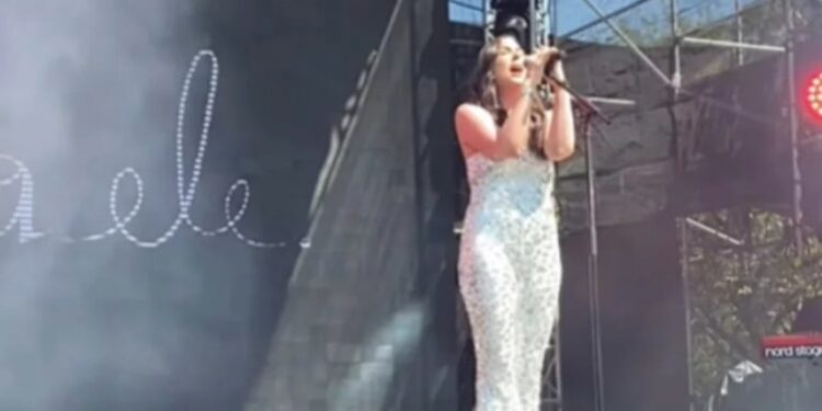 ANDREA ELE SE PRONUNCIA SOBRE SU SOLO SHOW EN TECATE PA’L NORTE: “ESTOY EN SHOCK” 1 ANDREA ELE SE PRONUNCIA SOBRE SU SOLO SHOW EN TECATE PA’L NORTE: “ESTOY EN SHOCK”