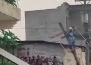 DRAMÁTICO INCIDENTE DURANTE REPRESENTACIÓN DE SEMANA SANTA: HOMBRE INTERPRETANDO A JESÚS CASI MUERE ELECTROCUTADO