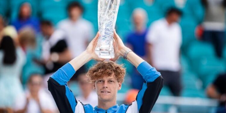 JANNIK SINNER DOMINA A GRIGOR DIMITROV Y SE CORONA EN MIAMI 1 JANNIK SINNER DOMINA A GRIGOR DIMITROV Y SE CORONA EN MIAMI