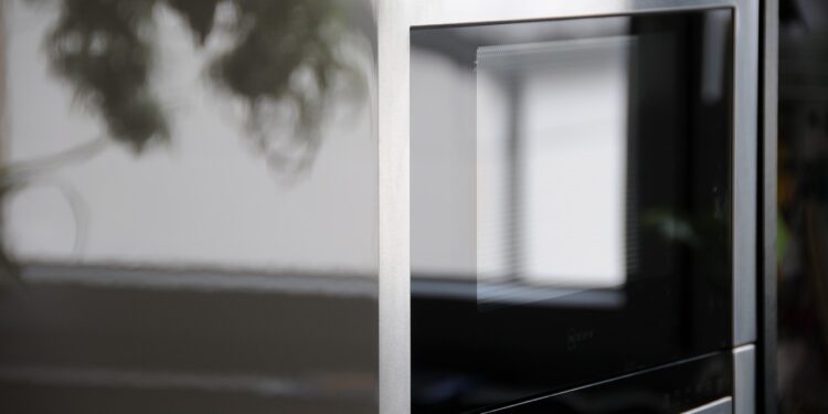 INCENDIO EN CASA DE MONTERREY POR SOBRECARGA EN MICROONDAS 1 INCENDIO EN CASA DE MONTERREY POR SOBRECARGA EN MICROONDAS