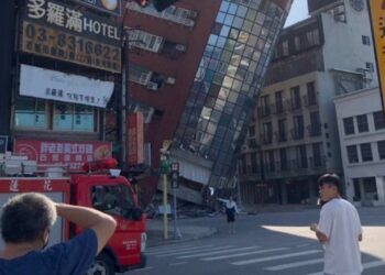 ALERTAN POR TSUNAMI EN TAIWÁN Y JAPÓN TRAS SISMO DE 7.3 GRADOS