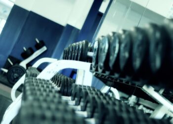 PELEAN MUJERES POR APARATO EN GYM Y UNA LE ARRANCA DEDO 4 PELEAN MUJERES POR APARATO EN GYM Y UNA LE ARRANCA DEDO