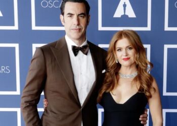 SACHA BARON COHEN E ISLA FISHER ANUNCIAN DIVORCIO TRAS 13 AÑOS DE MATRIMONIO