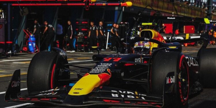 CHECO PÉREZ BUSCA LA CIMA EN F1: EL GP DE JAPÓN DECIDIRÁ SU DESTINO