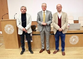 BUSCANDO VIDA MÁS ALLÁ: EL RESPONSABLE DE EXOMARS EXPONE SU MISIÓN