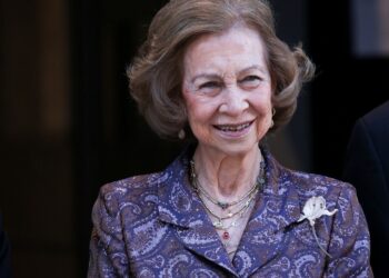 REINA SOFÍA SIGUE HOSPITALIZADA TRAS SEGUNDA NOCHE EN EL HOSPITAL